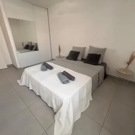Apartment T4 Spacieux